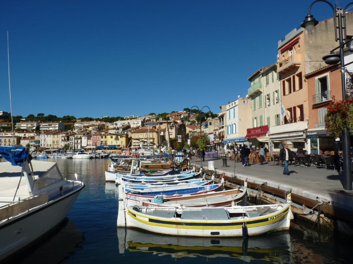 Large Private Garden, Quiet 2-Bedroom Apartment, Air Conditioning, Wifi, Parking Cassis Esterno foto