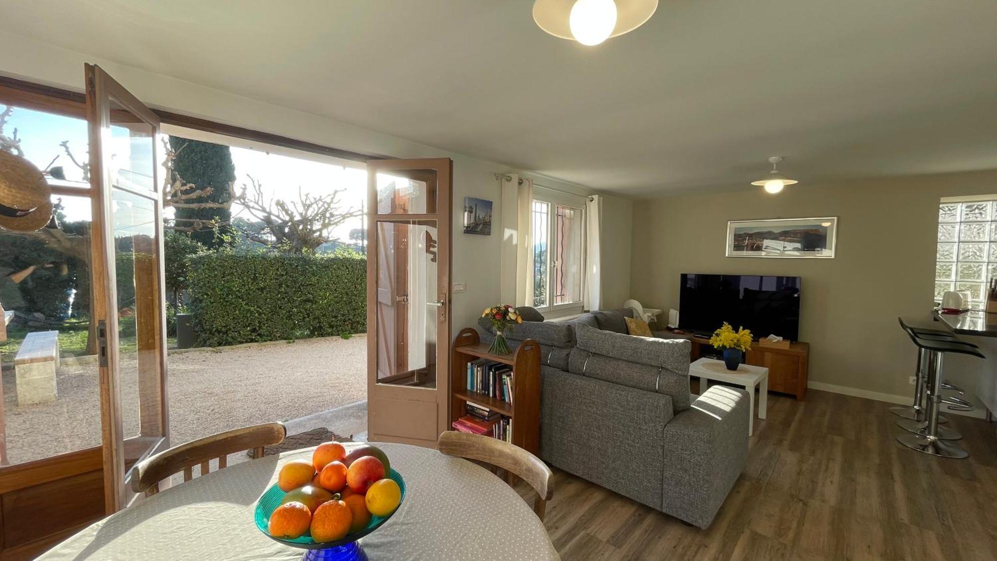 Large Private Garden, Quiet 2-Bedroom Apartment, Air Conditioning, Wifi, Parking Cassis Esterno foto