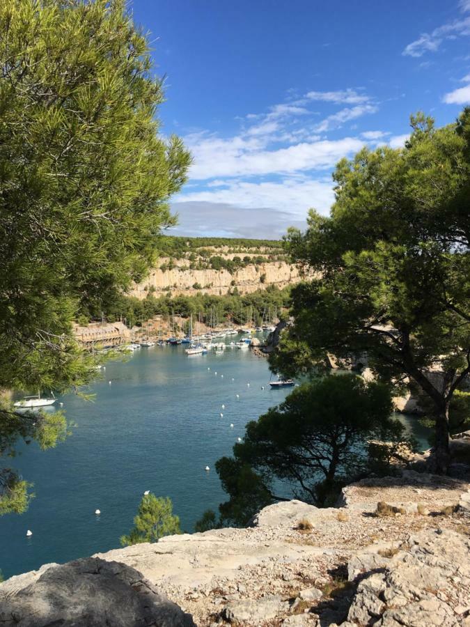 Large Private Garden, Quiet 2-Bedroom Apartment, Air Conditioning, Wifi, Parking Cassis Esterno foto